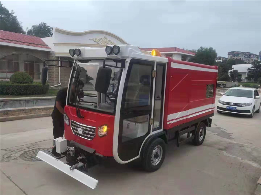电动洒水车60伏与48伏型号在使用上有什么不同呢？