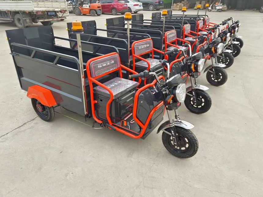 双桶垃圾清运车